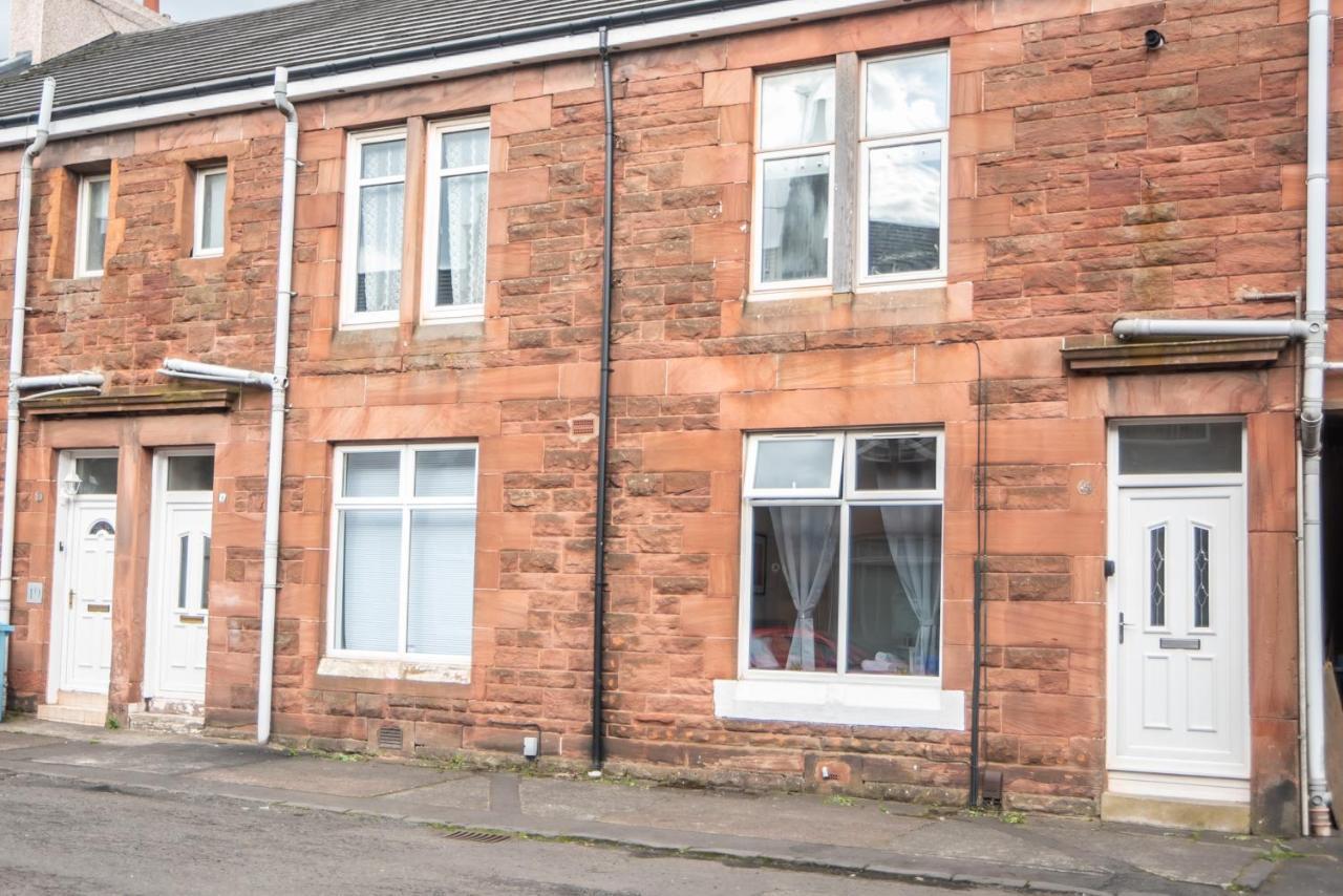 Station Apartment Bellshill Exterior photo