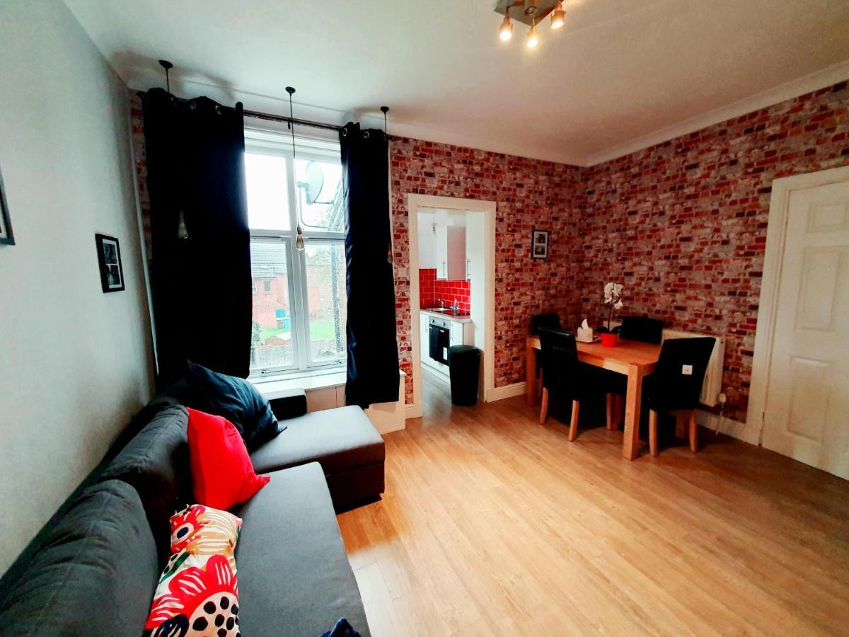 Station Apartment Bellshill Exterior photo